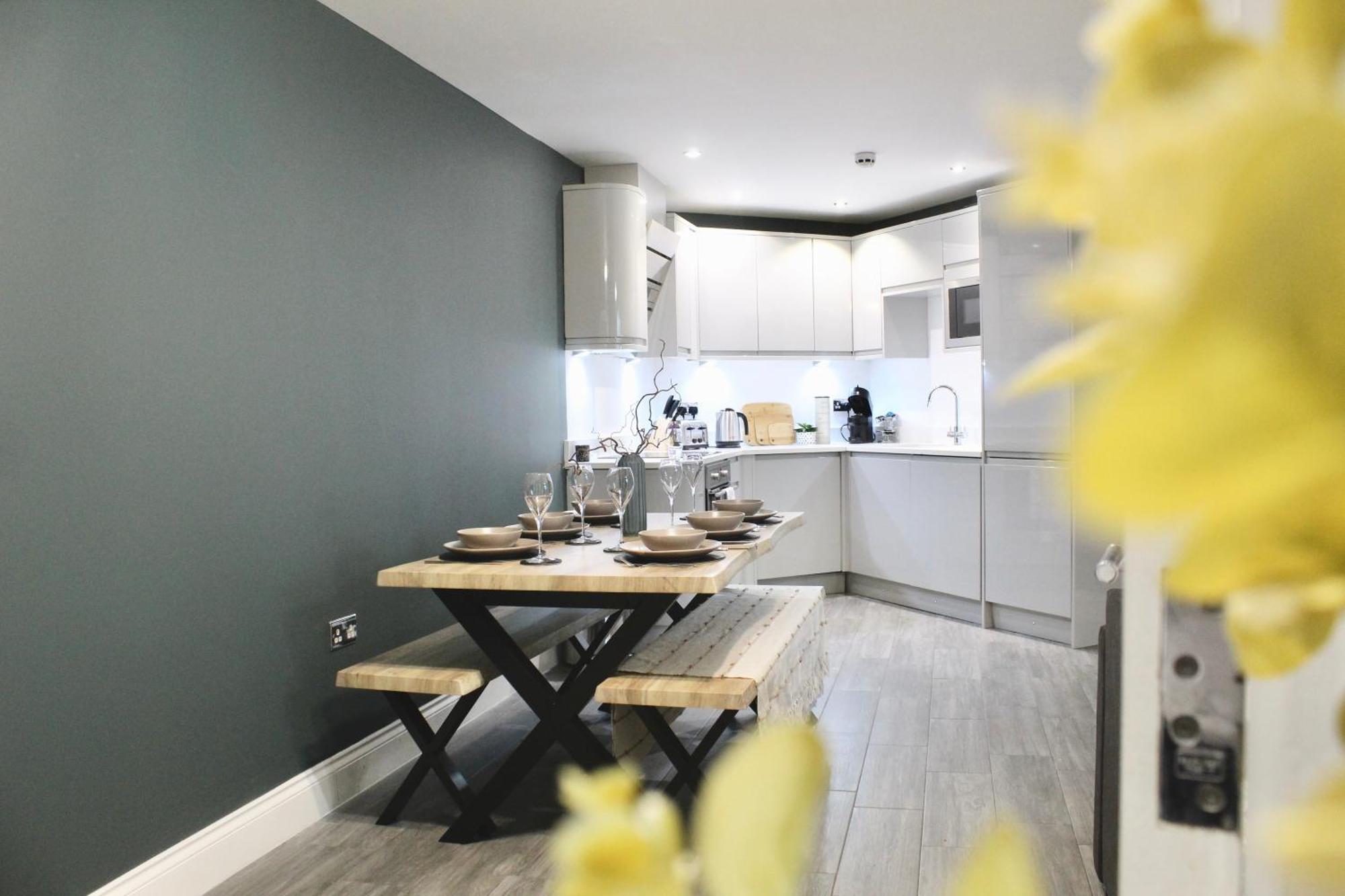 Central - 5 Min Walk From Beach And Pier And Within Walking Distance Of The Train Station - Sleeps Up To 6 Guests! Appartement *