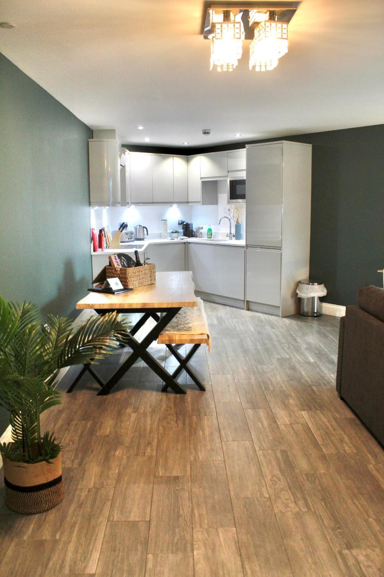 Central - 5 Min Walk From Beach And Pier And Within Walking Distance Of The Train Station - Sleeps Up To 6 Guests! Appartement *